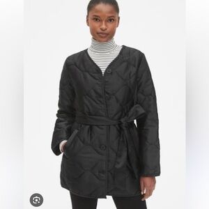 GAP | Quilted Tie-Belt Coat in Satin | Black | Jacket | Large